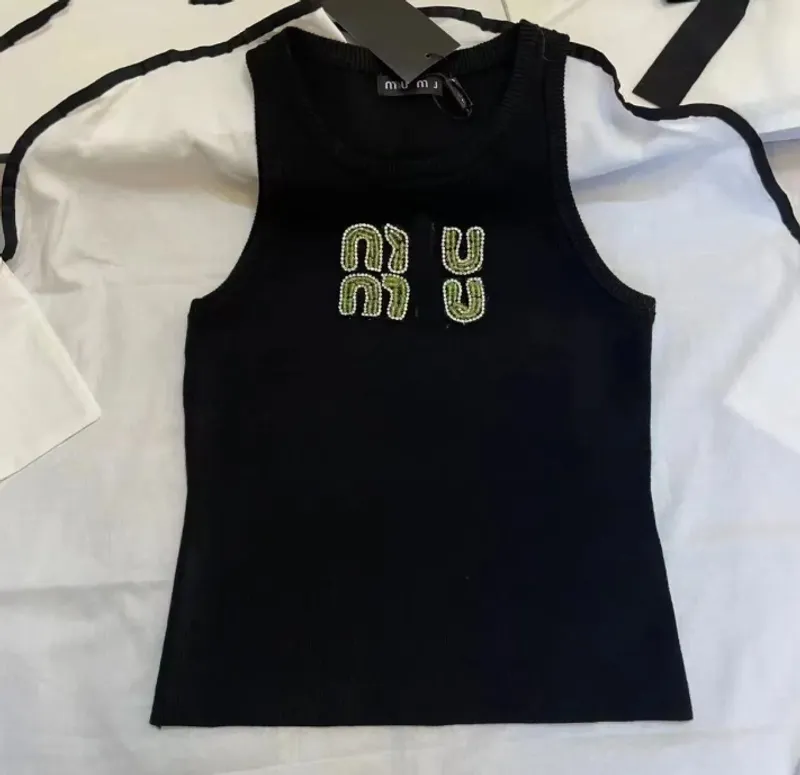 Diseñadora de camisetas para mujeres Sexy Halter Halter Top Cort Cort Toque Fiesta Bordada Camiseta de espalda de primavera/vera