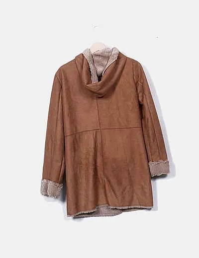 Stradivarius Trenca doble faz camel capucha